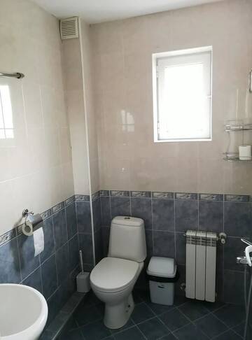 Фото номера Классический трехместный номер Отель Hotel Zenit Satovcha г. Satovcha 5